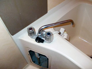 ＴＯＴＯ　浴室水栓　ＴＭＳ２６Ｃ 施工前