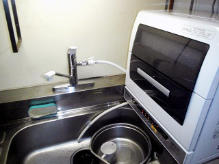パナソニック　卓上型食洗機　NP-TR6