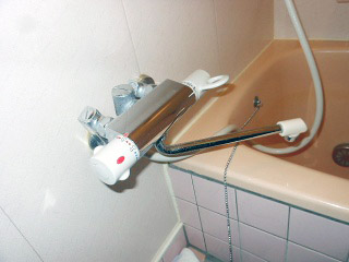 ＩＮＡＸ　浴室水栓　ＢＦ-Ｊ147ＴＳＢＷ 施工前