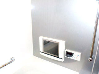 ノーリツ　浴室テレビ　ＹＴＶＤ-1203Ｗ 施工前