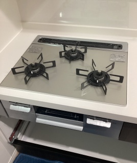 日立　IHクッキングヒーター　HT-N8STF-S-KJ 施工前