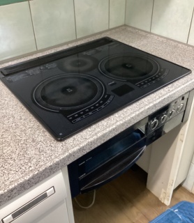 日立　IHクッキングヒーター　HT-N2000STWF-S-KJ 施工前