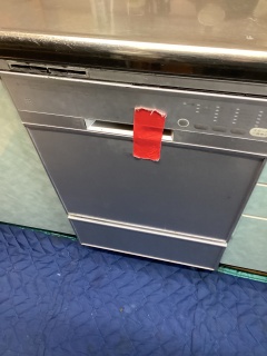 リンナイ　食器洗い乾燥機　RSW-F403C-SV 施工前